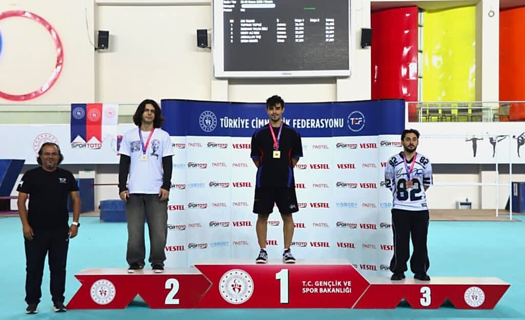 buyuk-erkek-serbest-parkur-(2)