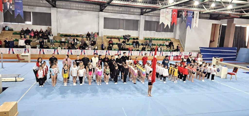 whatsapp-image-2025-12-04-at-16.11.49-(1)